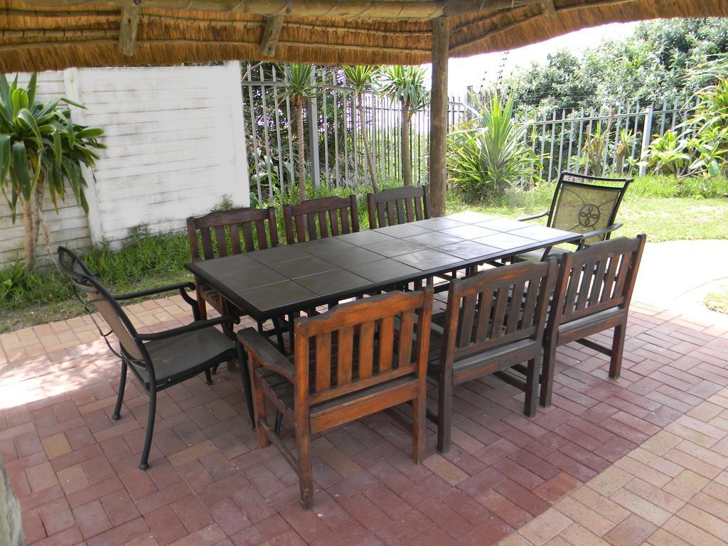 My Den Beachfront B&B And Self-Catering Port Shepstone Buitenkant foto