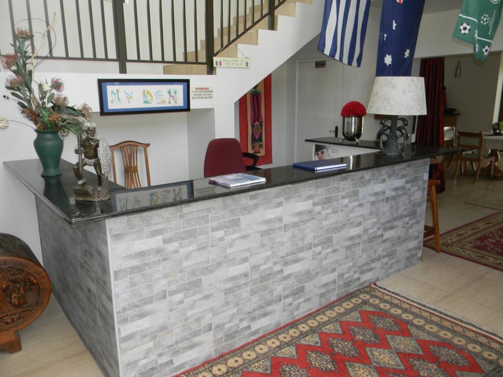 My Den Beachfront B&B And Self-Catering Port Shepstone Buitenkant foto