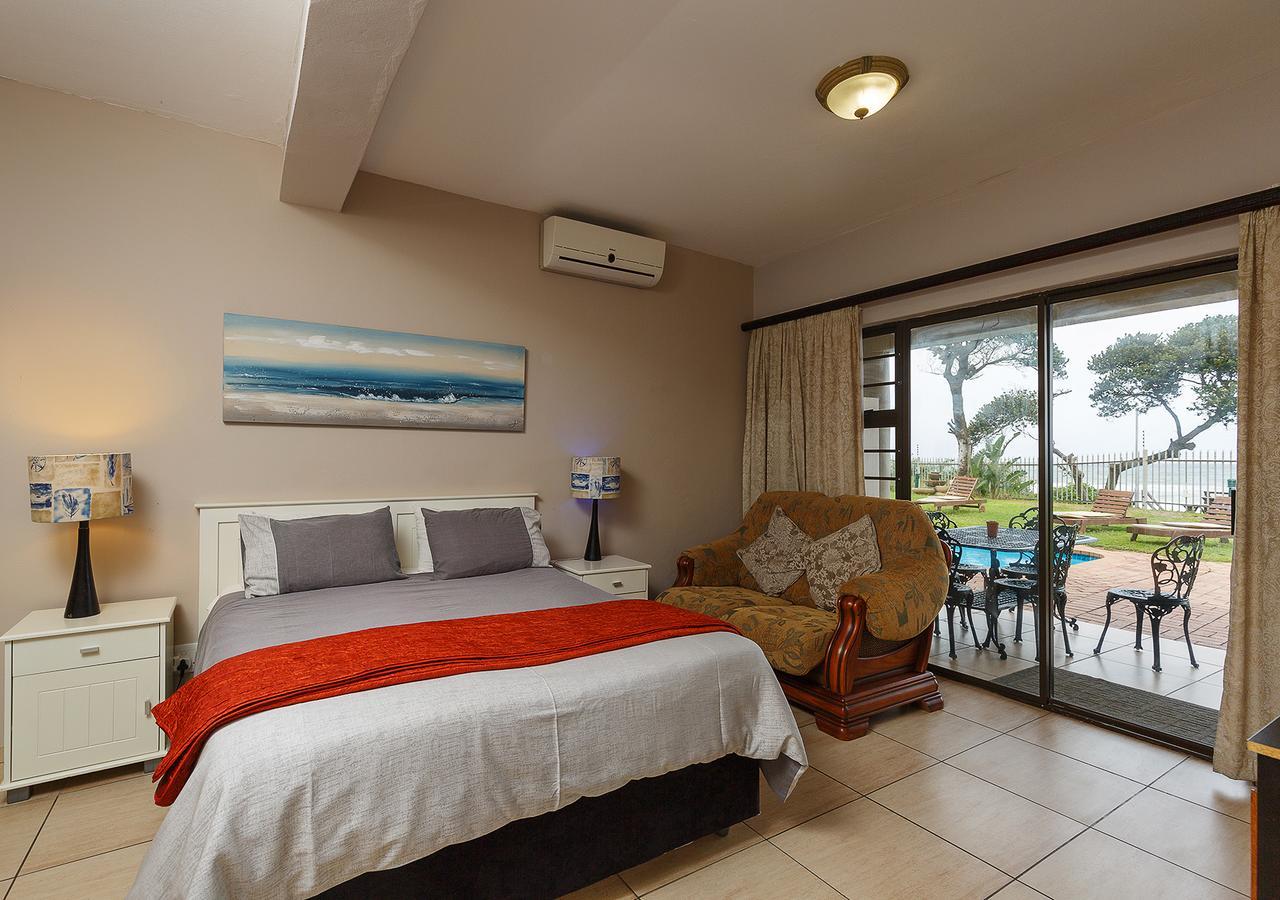 My Den Beachfront B&B And Self-Catering Port Shepstone Buitenkant foto